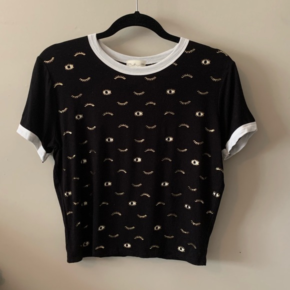 Black tee - Picture 1 of 3